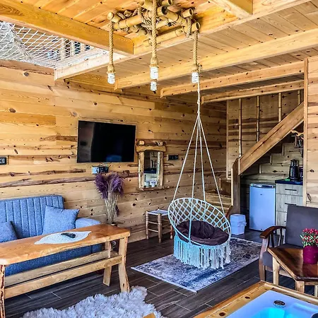 Takidagevleri Chalet *
